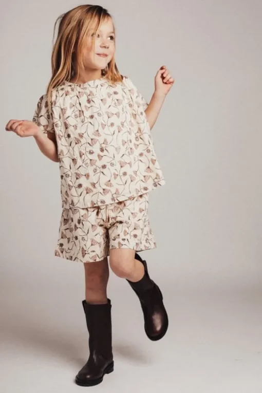 Baje flower short