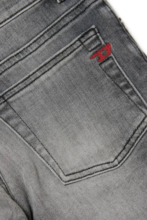 Diesel Fining tapered fit jeans
