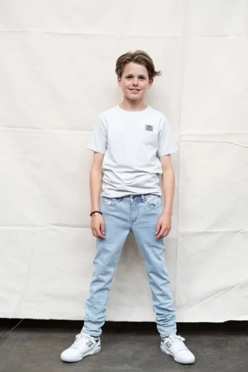 Indian Blue Jeans straight fit 7166