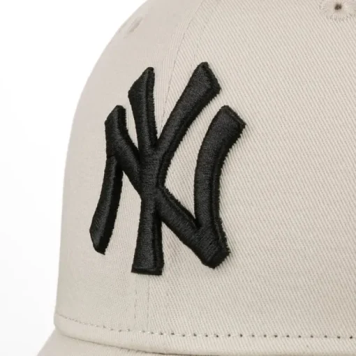 New York Yankees pet beige zwart