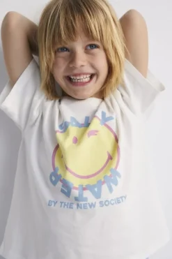 The New Societt Smiley T-shirt